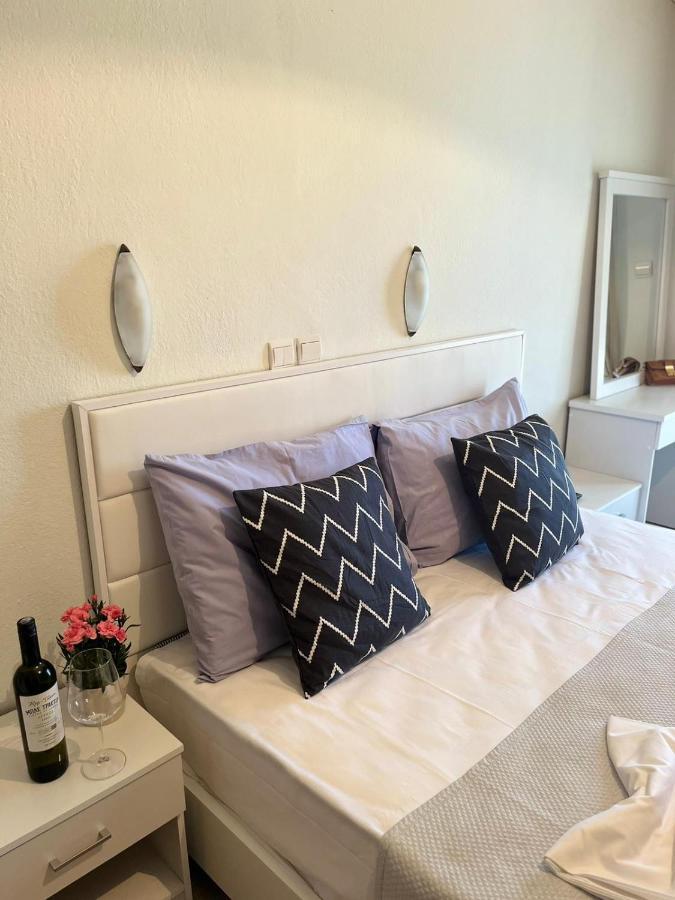 Platon Hotel Neoi Poroi Bagian luar foto