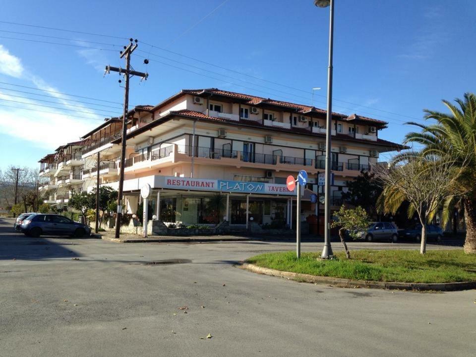 Platon Hotel Neoi Poroi Bagian luar foto